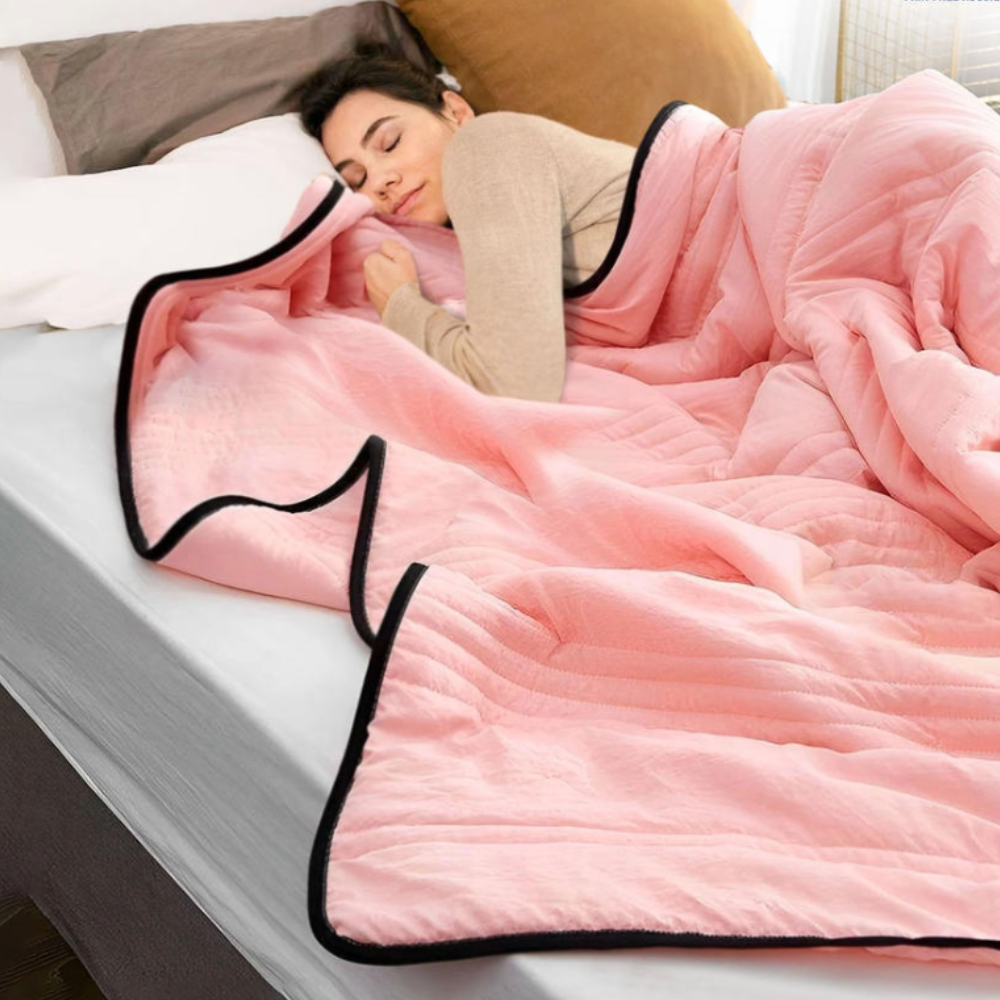 CoolTech™ Cooling Comforter