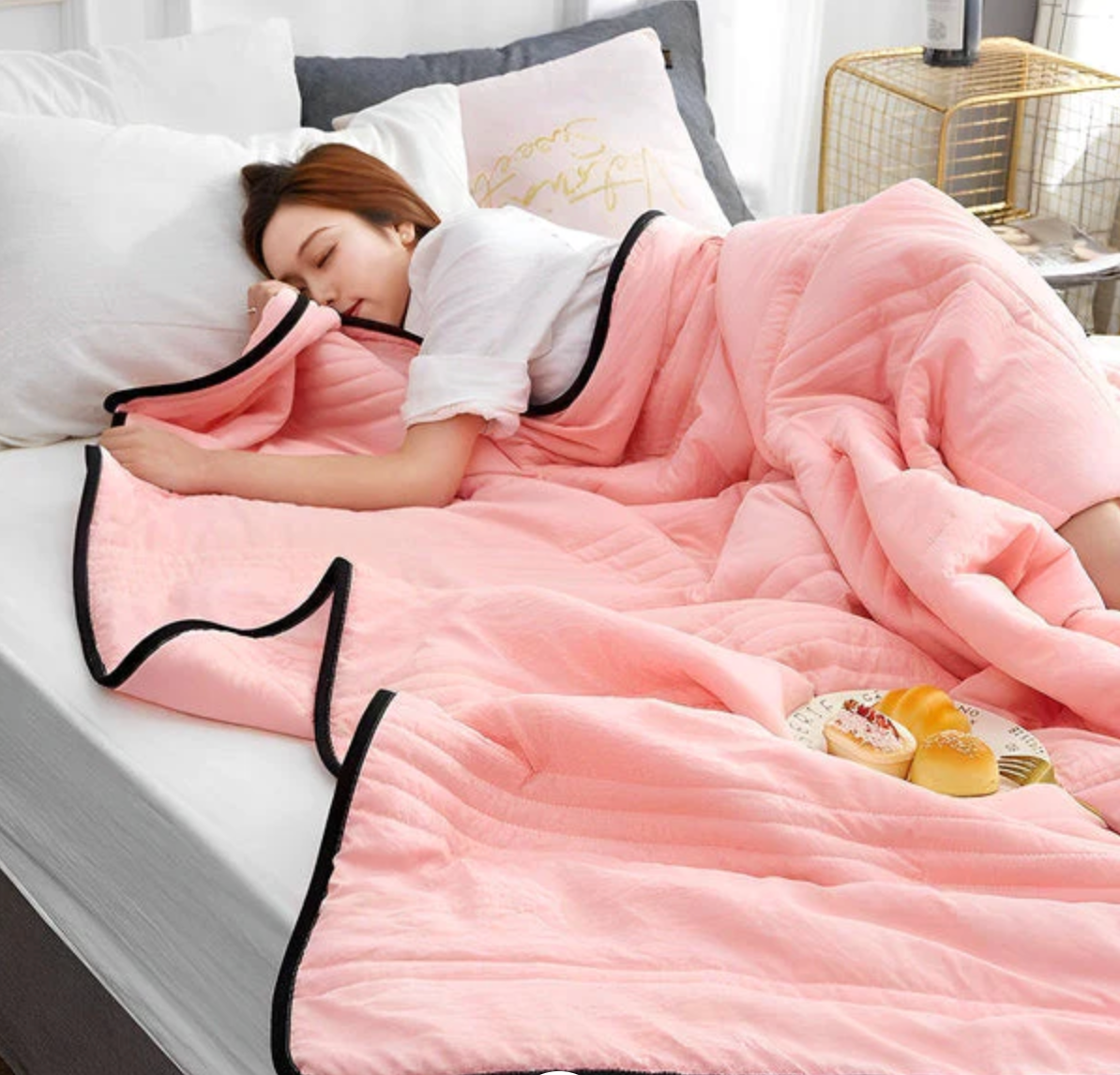 CoolTech™ Cooling Comforter