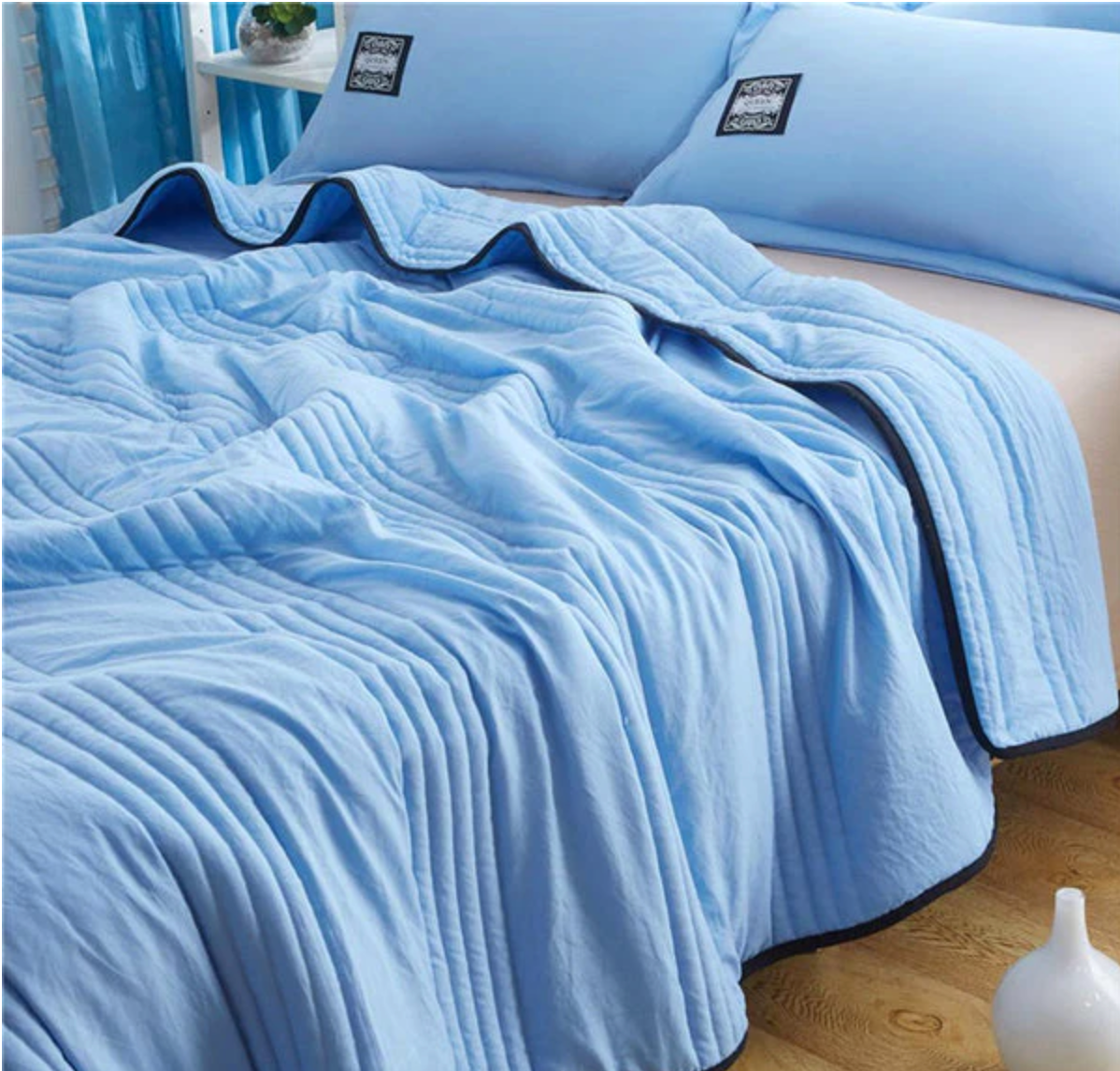 CoolTech™ Cooling Comforter